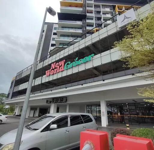 Kuching Luxurious Town Area Apartment