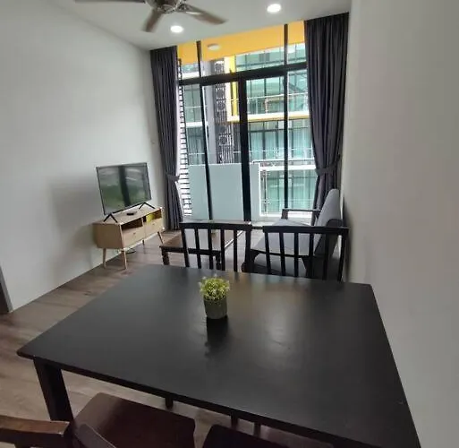 Kuching Luxurious Town Area Apartment