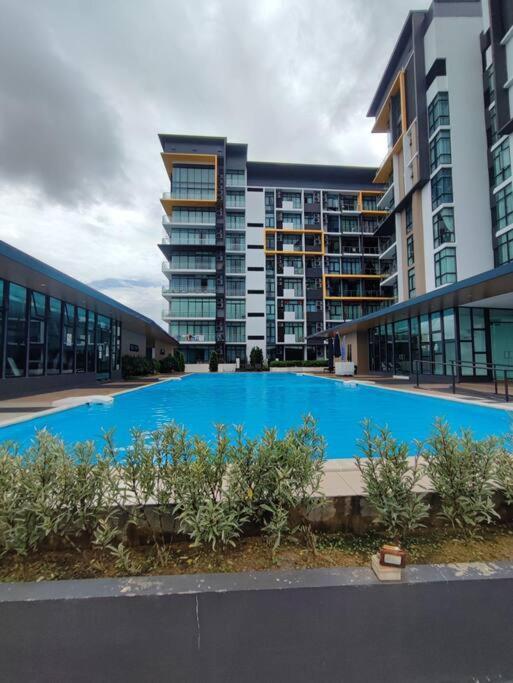 Luxurious Town Area Apartment